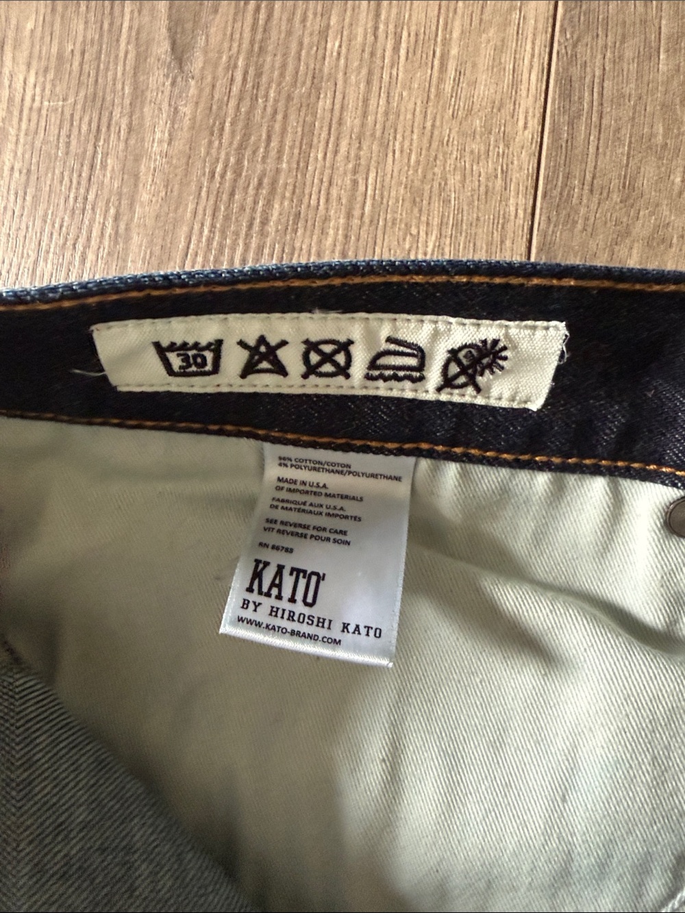 Dark blue jeans by Hiroshi Kato. - Picture 5 of 8
